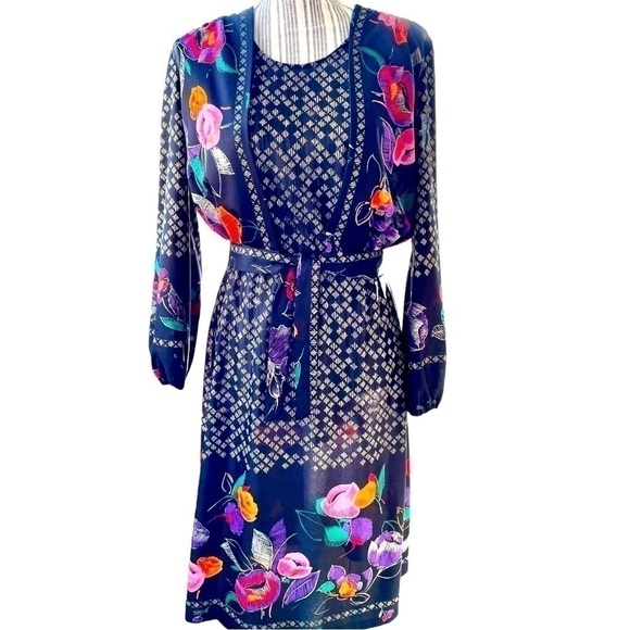 Toni petite, vintage dress and matching bolero, size LP,lightweight,machine wash - Picture 7 of 8